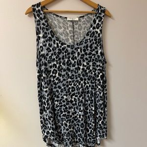 Zenana gray camo tank